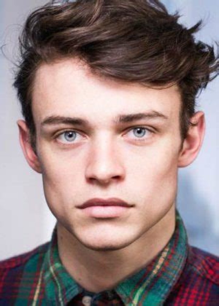 Thomas Doherty Height, Age, Girlfriend, Biography, Wiki, Net Worth