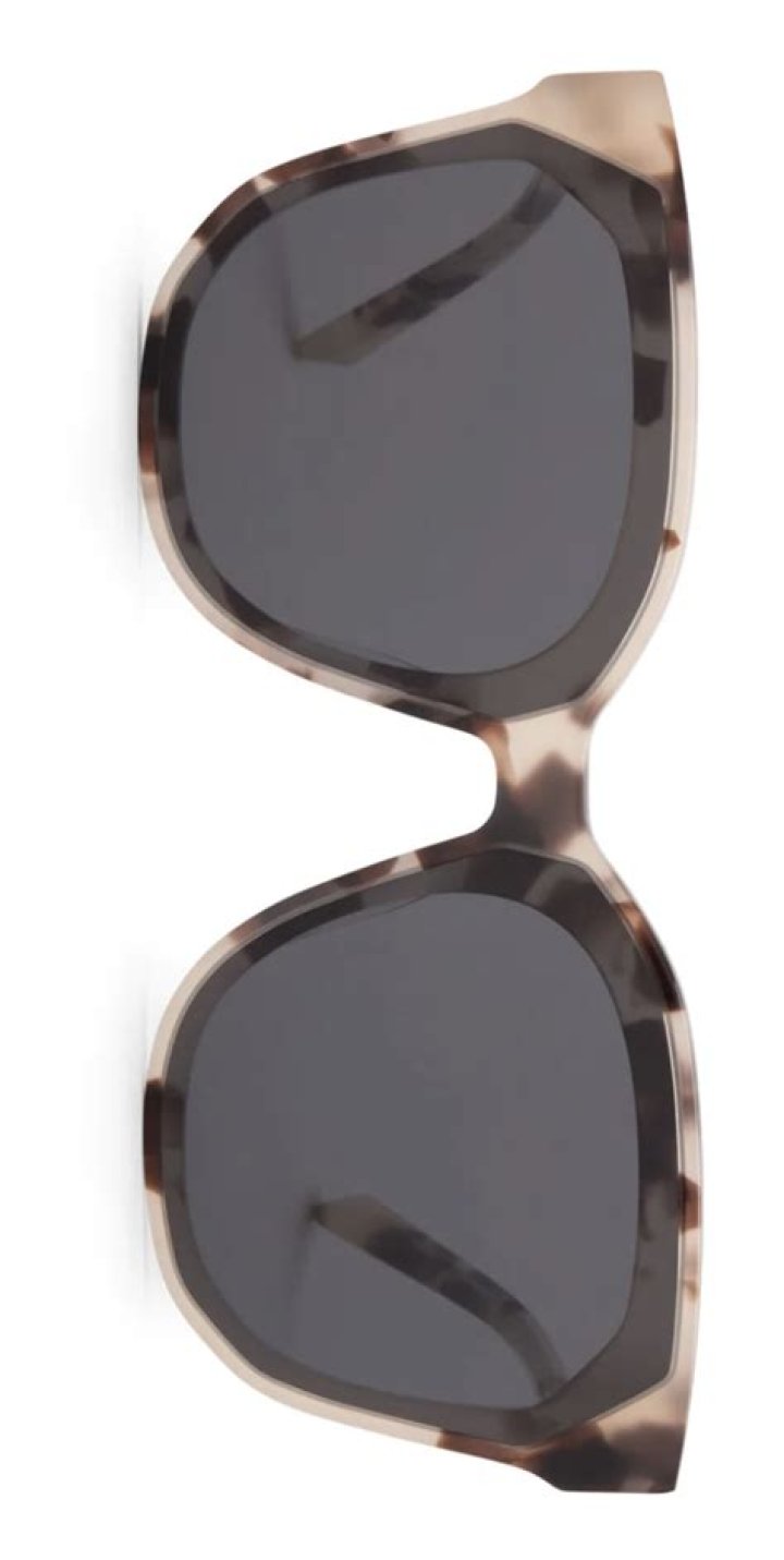 We Are Obsessed With Tracy Tutor’s Sunglasses On Million Dollar Listings, Here Is Where To Find Them