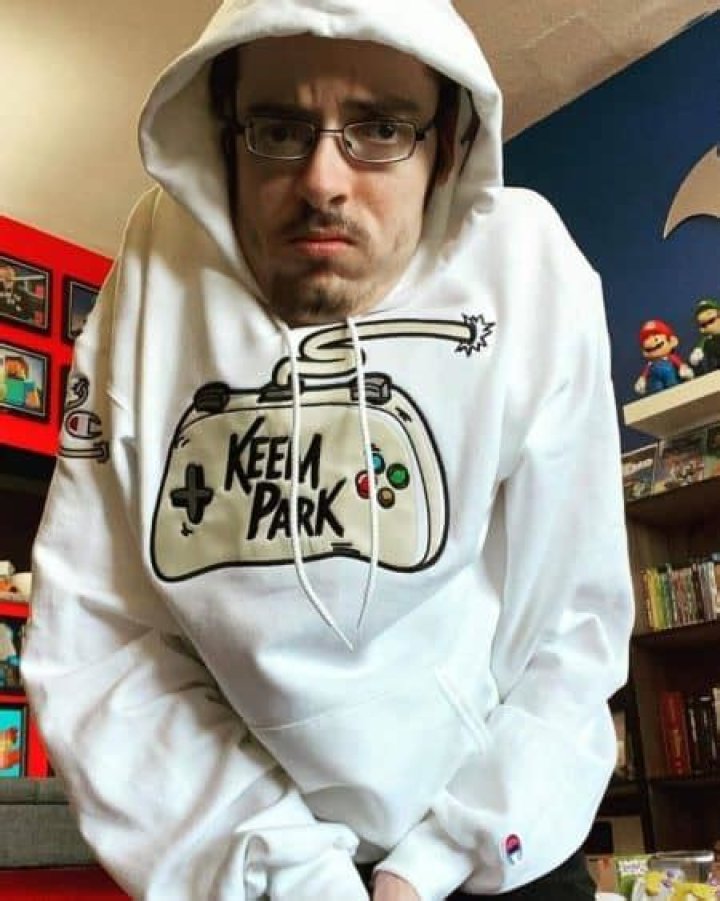 What condition does Ricky Berwick have? Net Worth, Age, Wiki