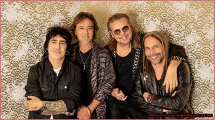 Who are the Mana Band members?