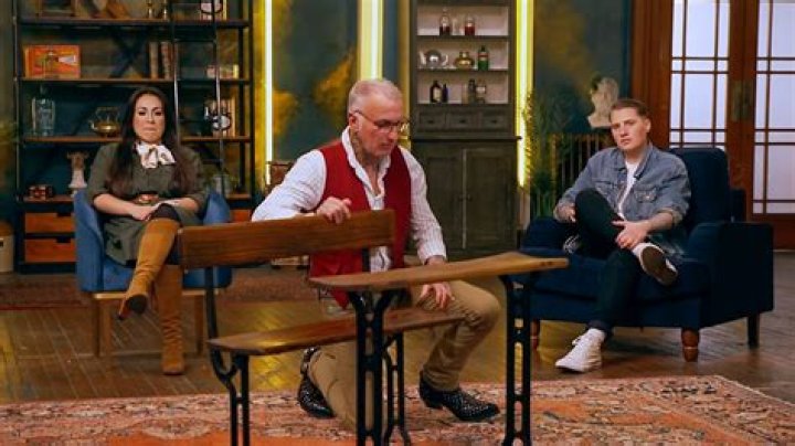 
Who Is Adrian Higham Wife Tara Franklin? Detail On The Bidding Room Presenter’s Married Life 