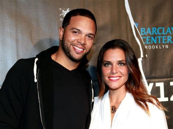 Who is Deron Williams’s wife: Amy Young Williams