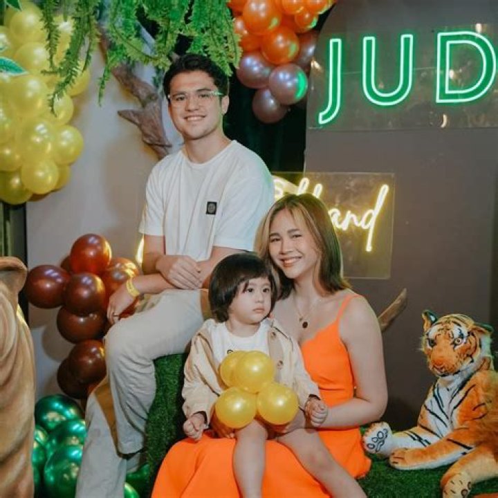 
Who Is Markus Paterson Wife Janella Salvador? Meet Their Son Jude, Family And Net Worth 