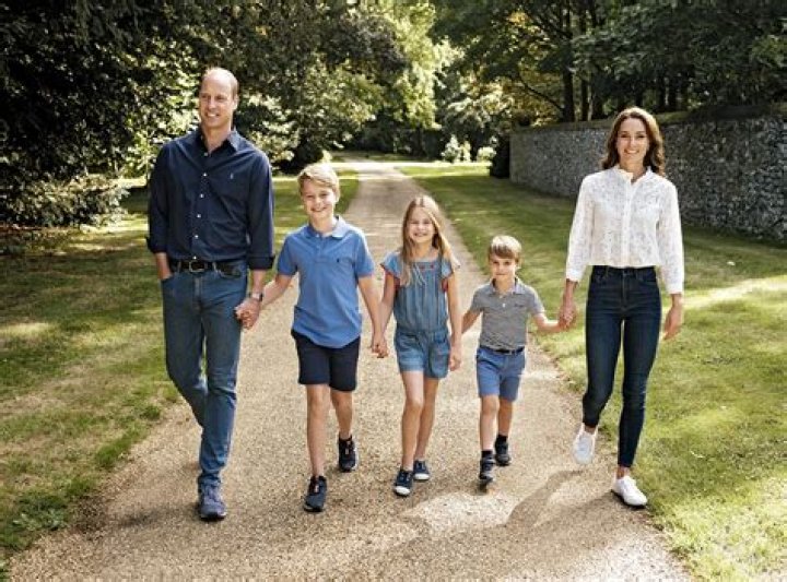 
Who Is Richard Winter? Sophie Raworth’s Husband Salary And Family Photos 
