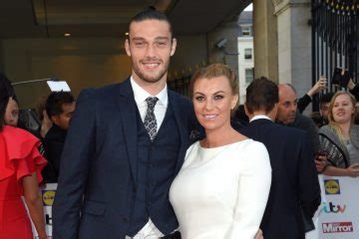 
Who Is Taylor Jane Wilkey? Meet The Bar Manager Seen With Footballer Andy Carroll In Dubai Hotel 