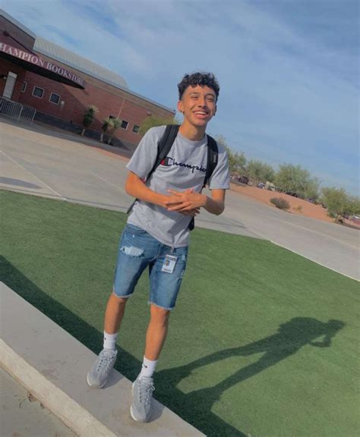 Zion Moreno Height, Weight, Net Worth, Age, Wiki, Who, Instagram, Biography